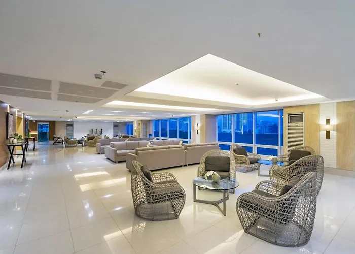 Modern 1brh Condotel Stunning Viewsea Views Manila