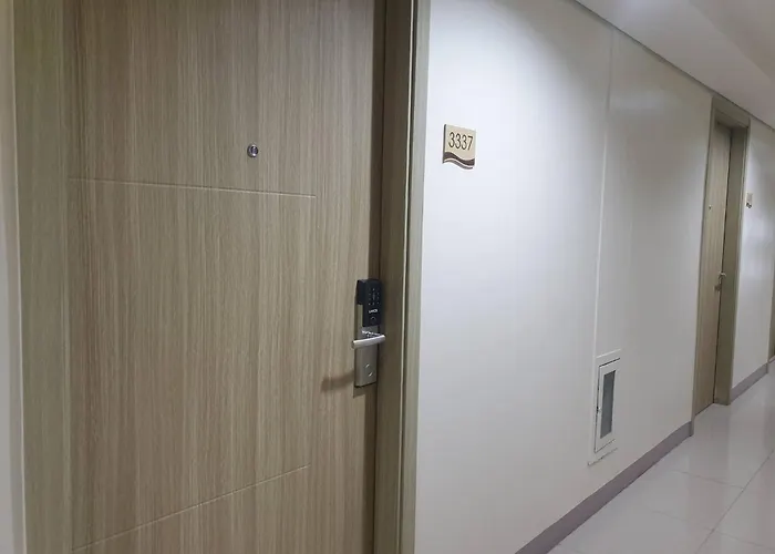 Modern 1brh Condotel Stunning Viewsea Views * Manila