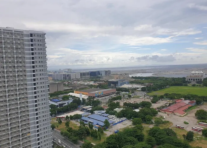 Modern 1brh Condotel Stunning Viewsea Views Apartment Manila